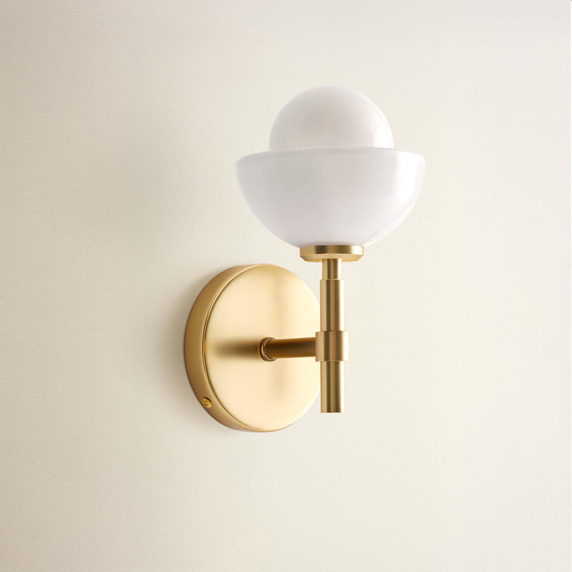 Ariel Single Armed Sconce