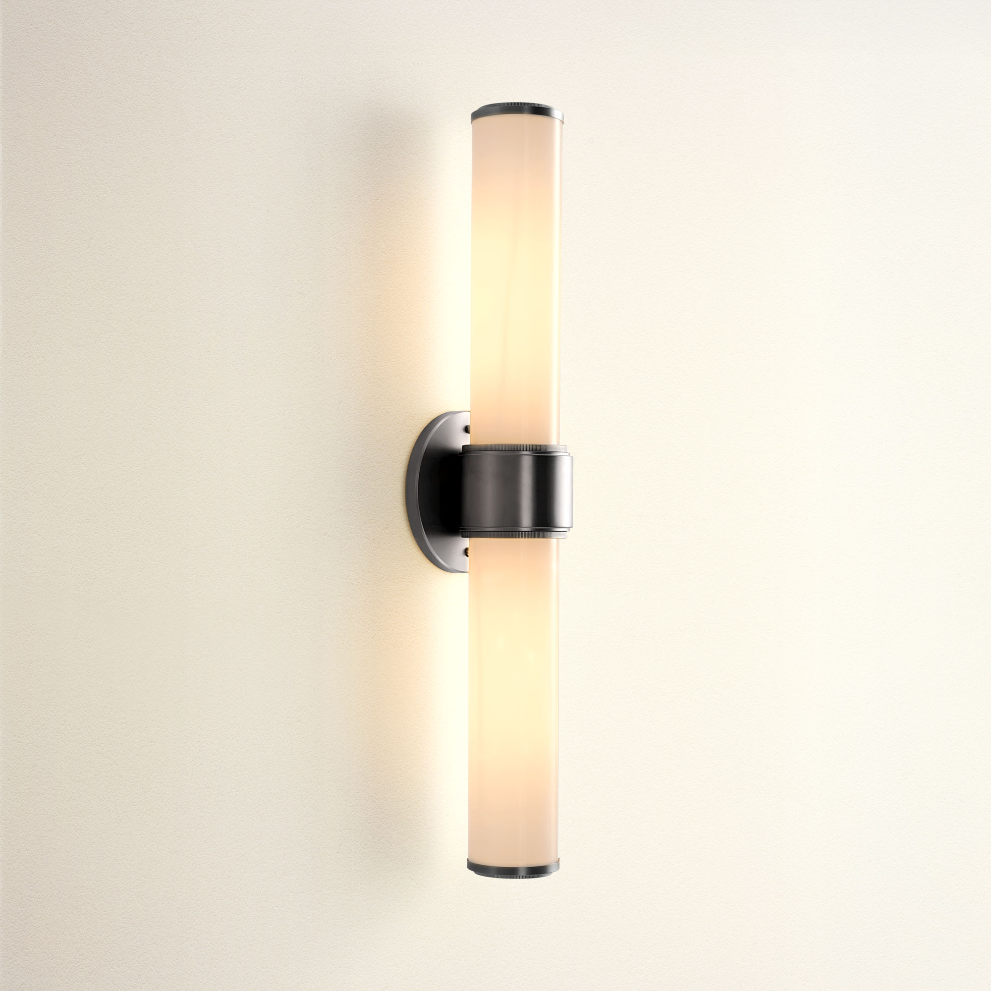 Saber Double Glass Black Sconce