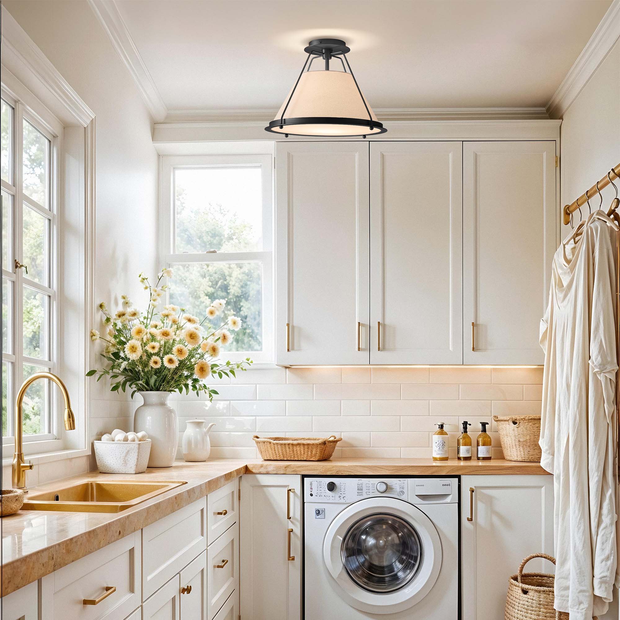 Solacer Black Flush Mount