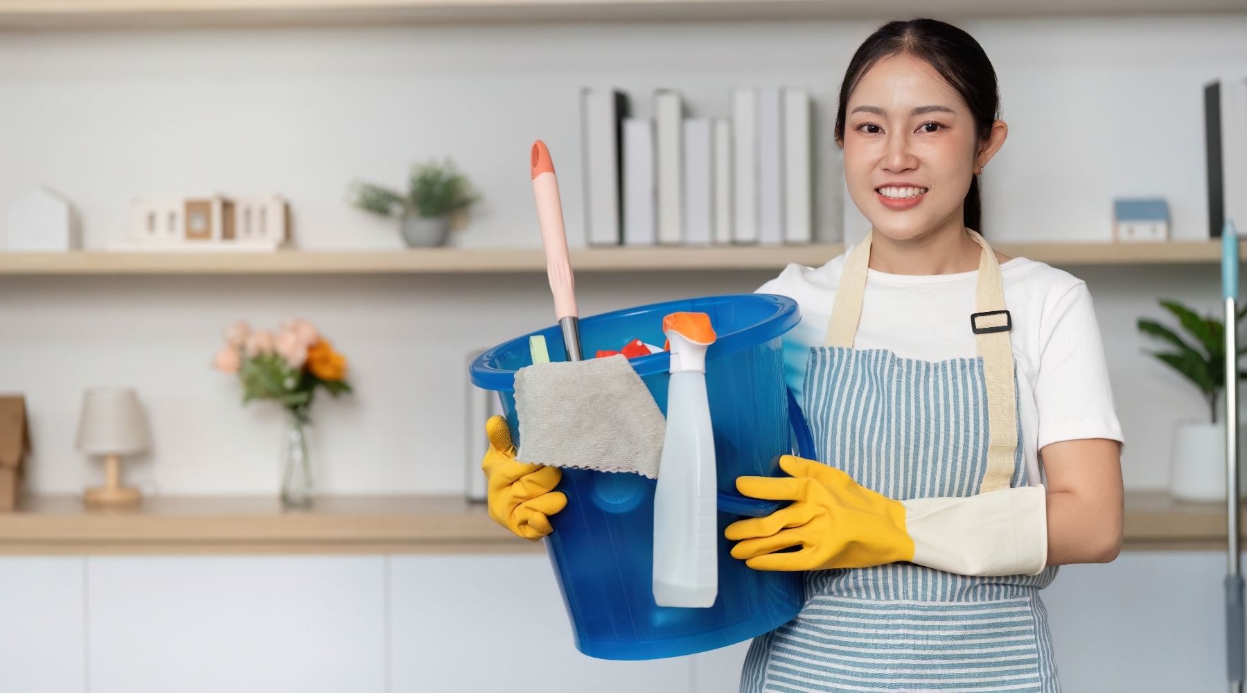 How To Clean Light Fixtures? A Quick and Easy Guide