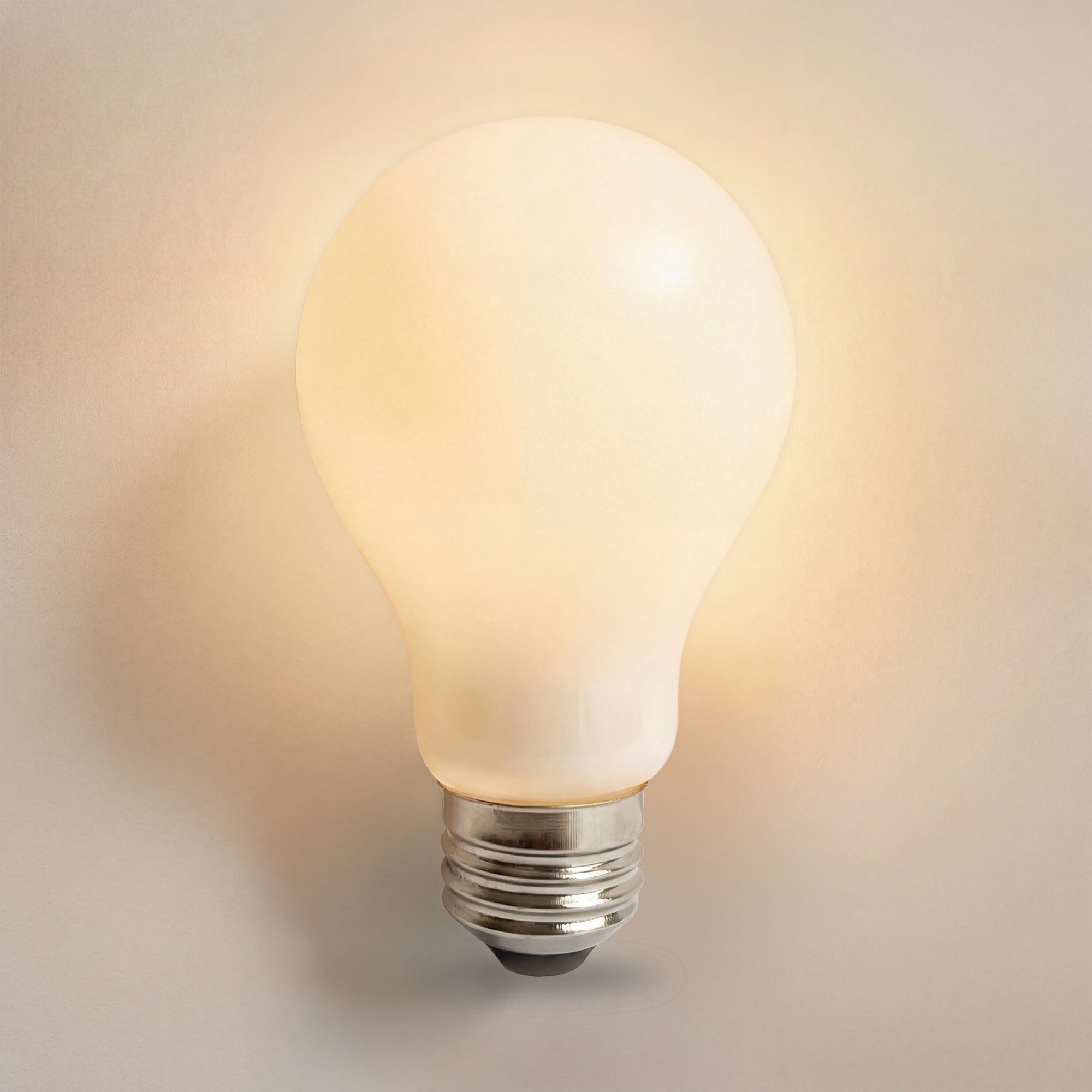 2700k light bulb white glass e26 7w