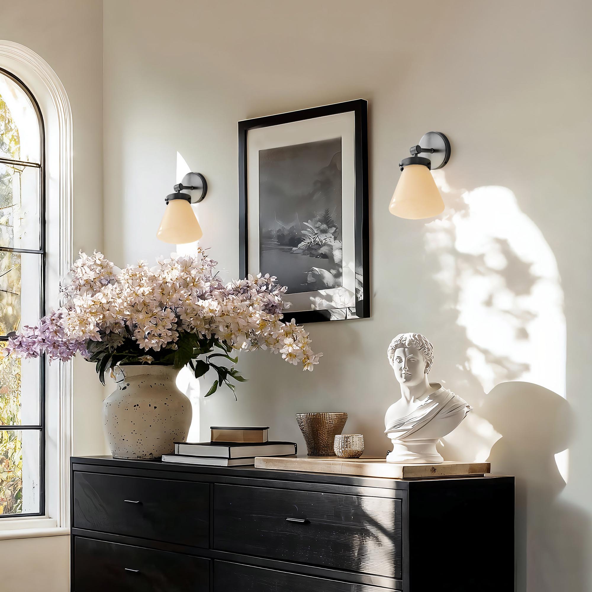 Dawn Single-Arm Wall Sconce