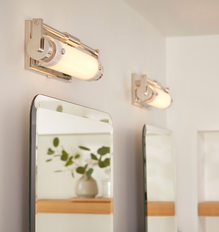 Amorous Sconce